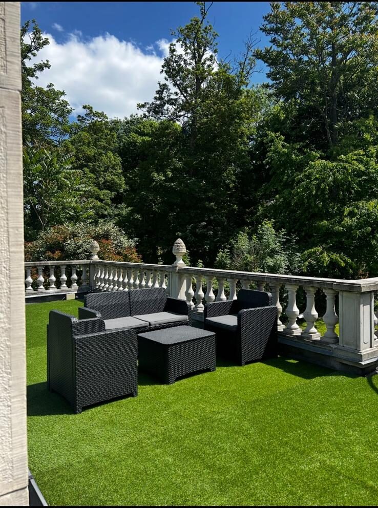 Terrasse lounge au soleil